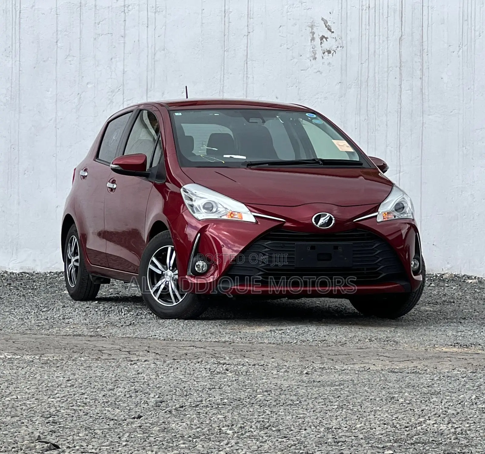 Toyota Vitz 1.3 FWD 5dr 2019 Maroon