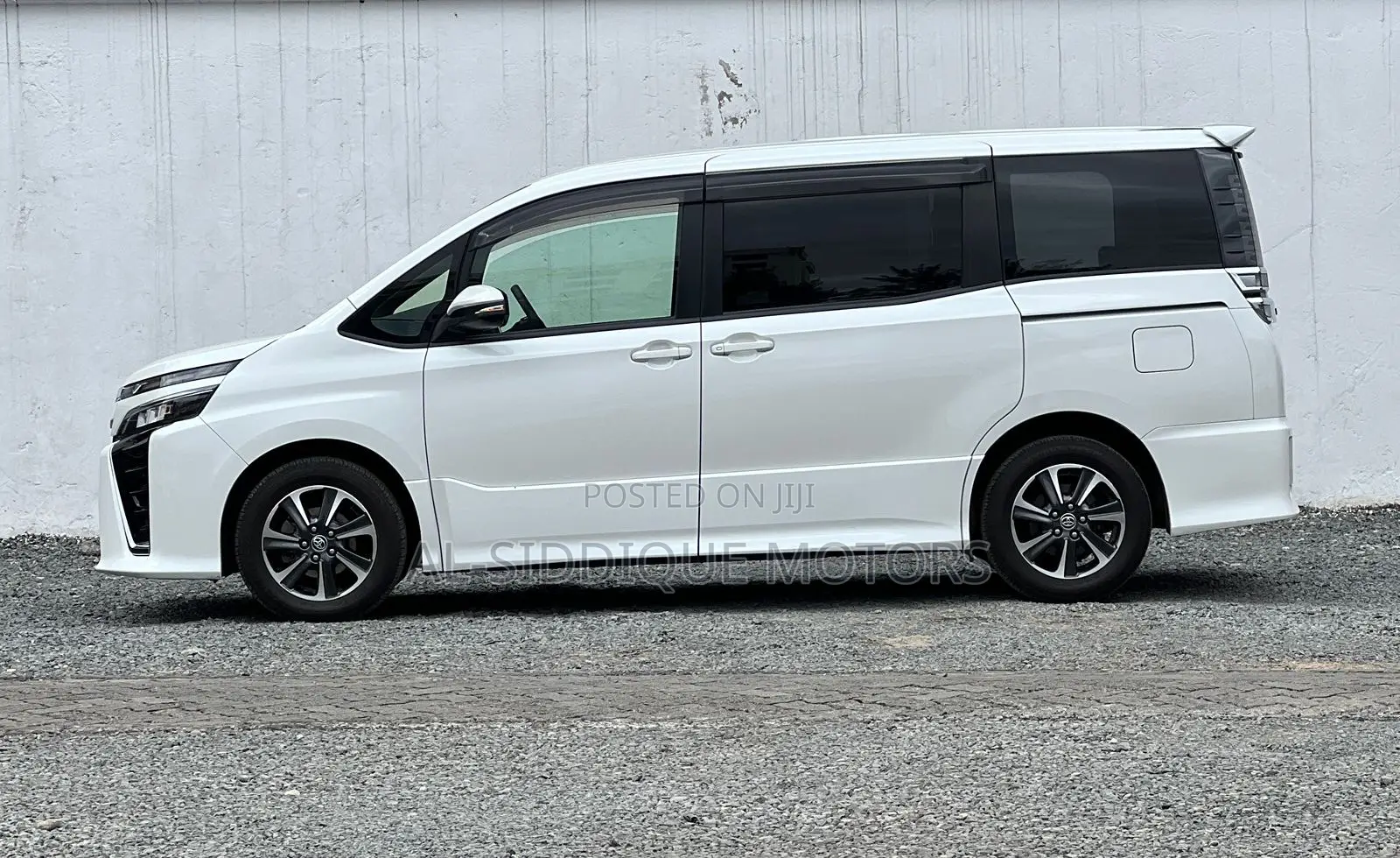 Toyota Voxy 2019 White