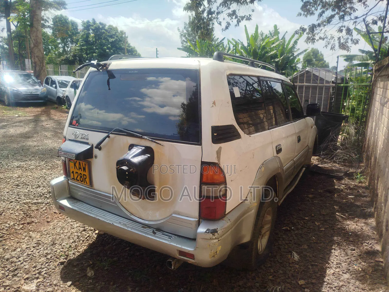 Toyota Land Cruiser 2000 Beige