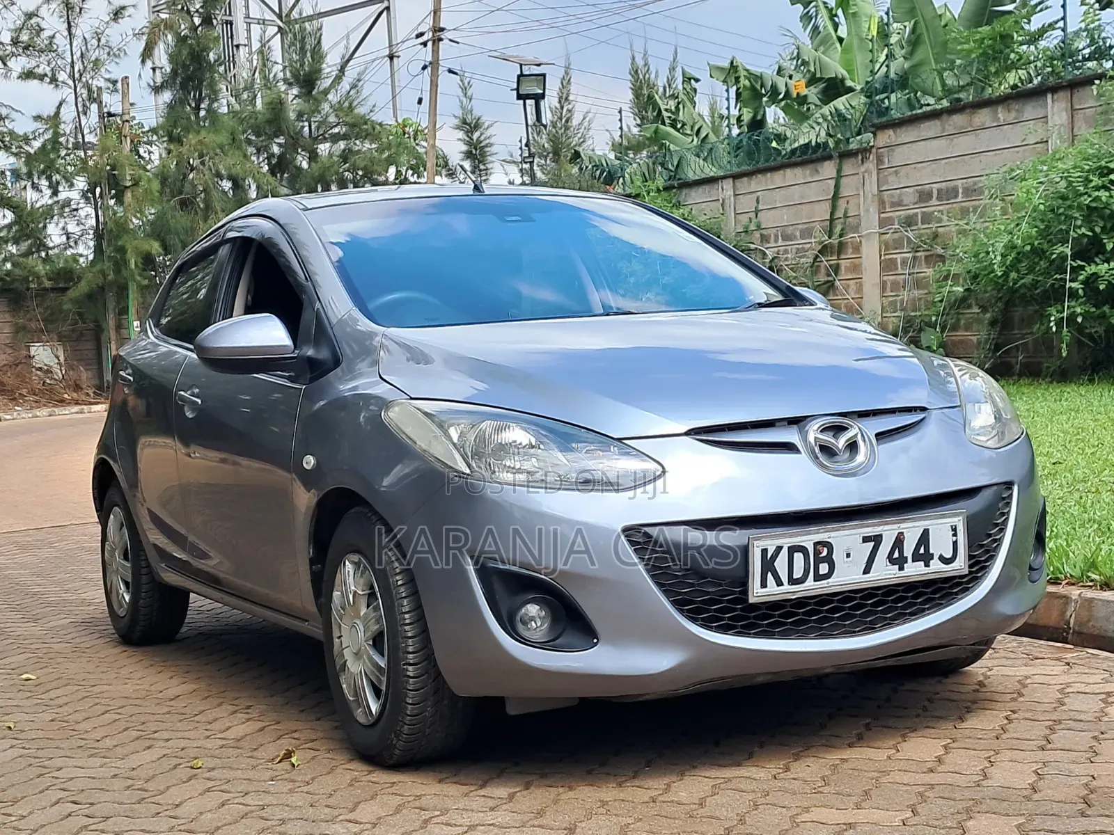 Mazda Demio 2013 Gray