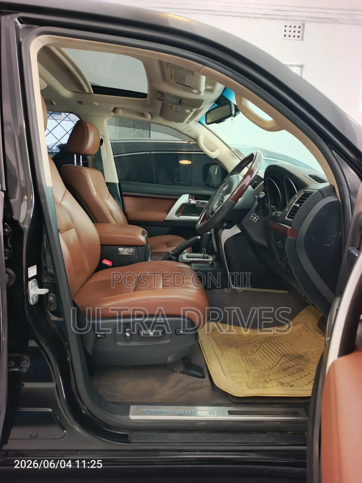 Toyota Land Cruiser 2013 Black