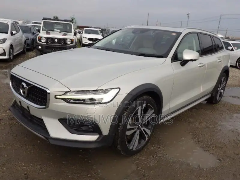 Volvo V60 2019 Beige