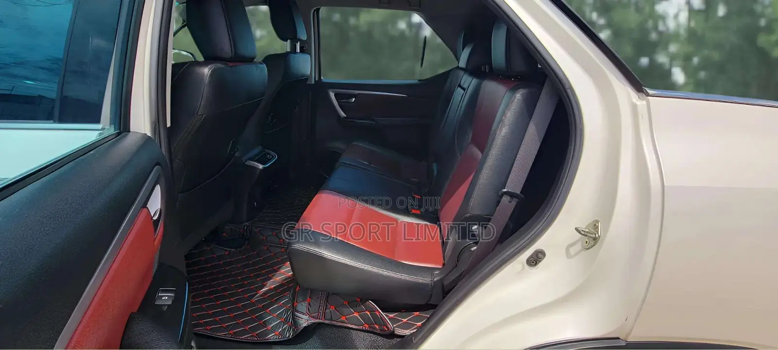 Toyota Fortuner 2.8 D AWD 2019 White