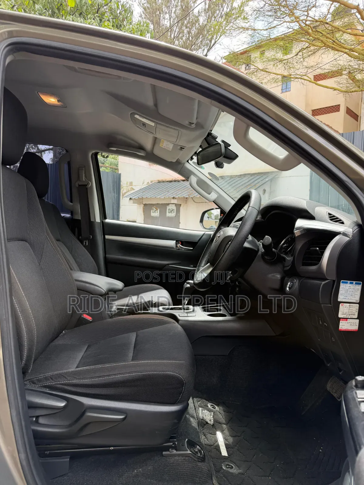 Toyota Hilux Revo Double Cab Deisel 2.4 AWD 2021 Green