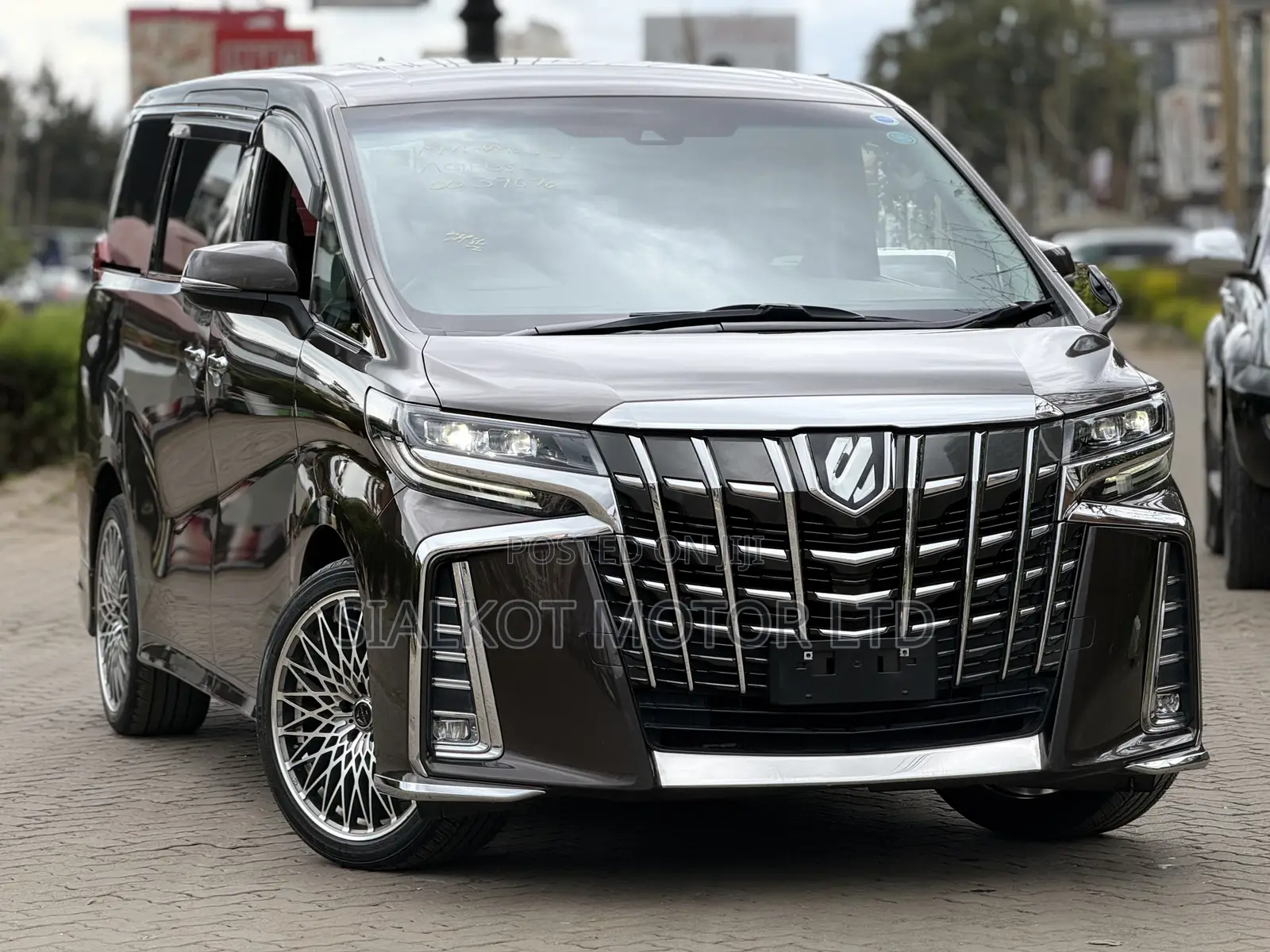 Toyota Alphard 2.5 Petrol FWD 2019 Brown