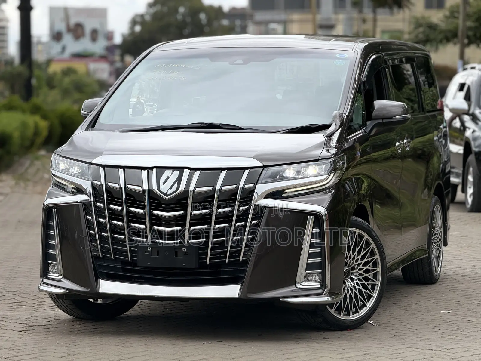 Toyota Alphard 2.5 Petrol FWD 2019 Brown