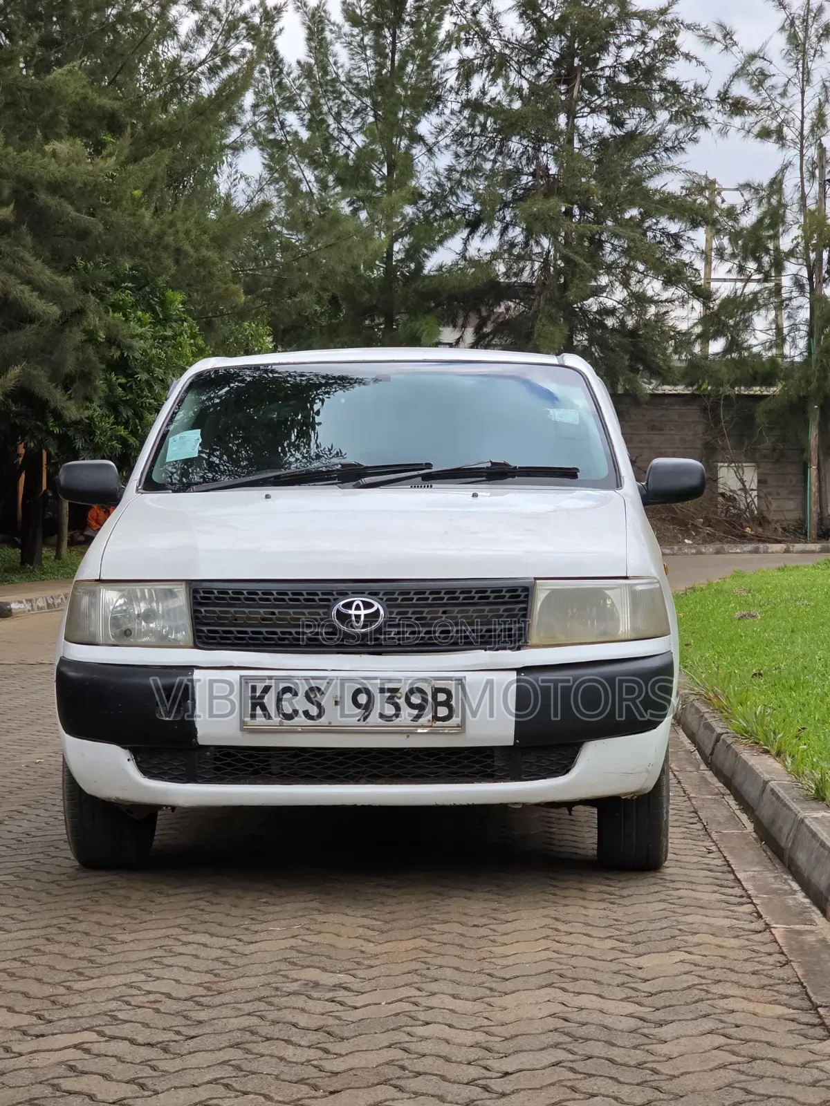 Toyota Probox 2013 White