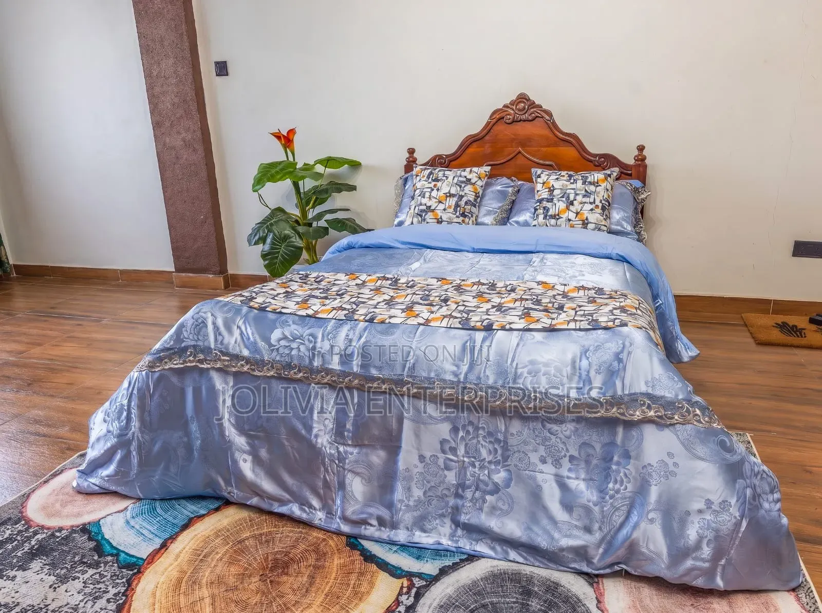 Elegant Lace Silk Duvet Cover Set