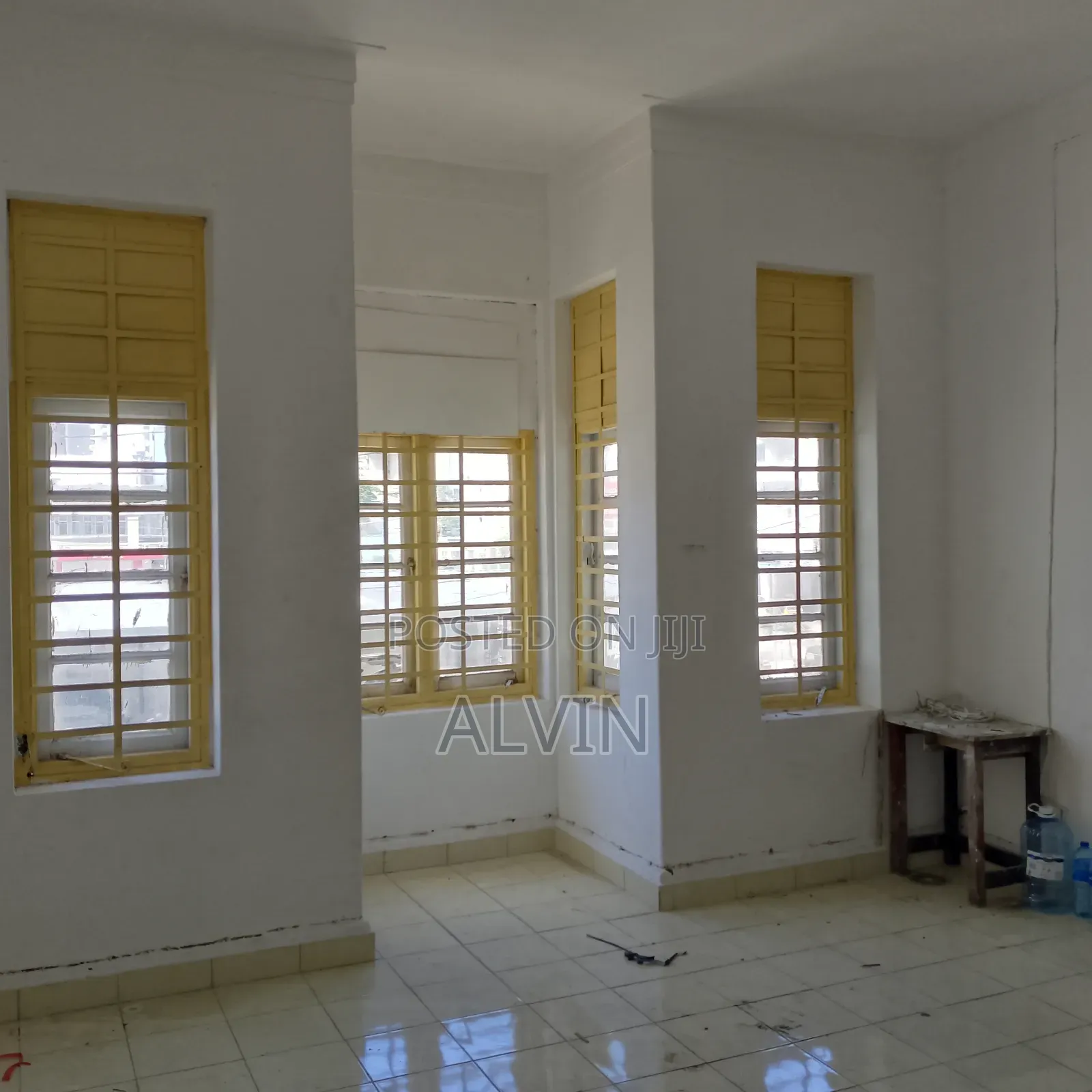 Office Moi Ave Msa