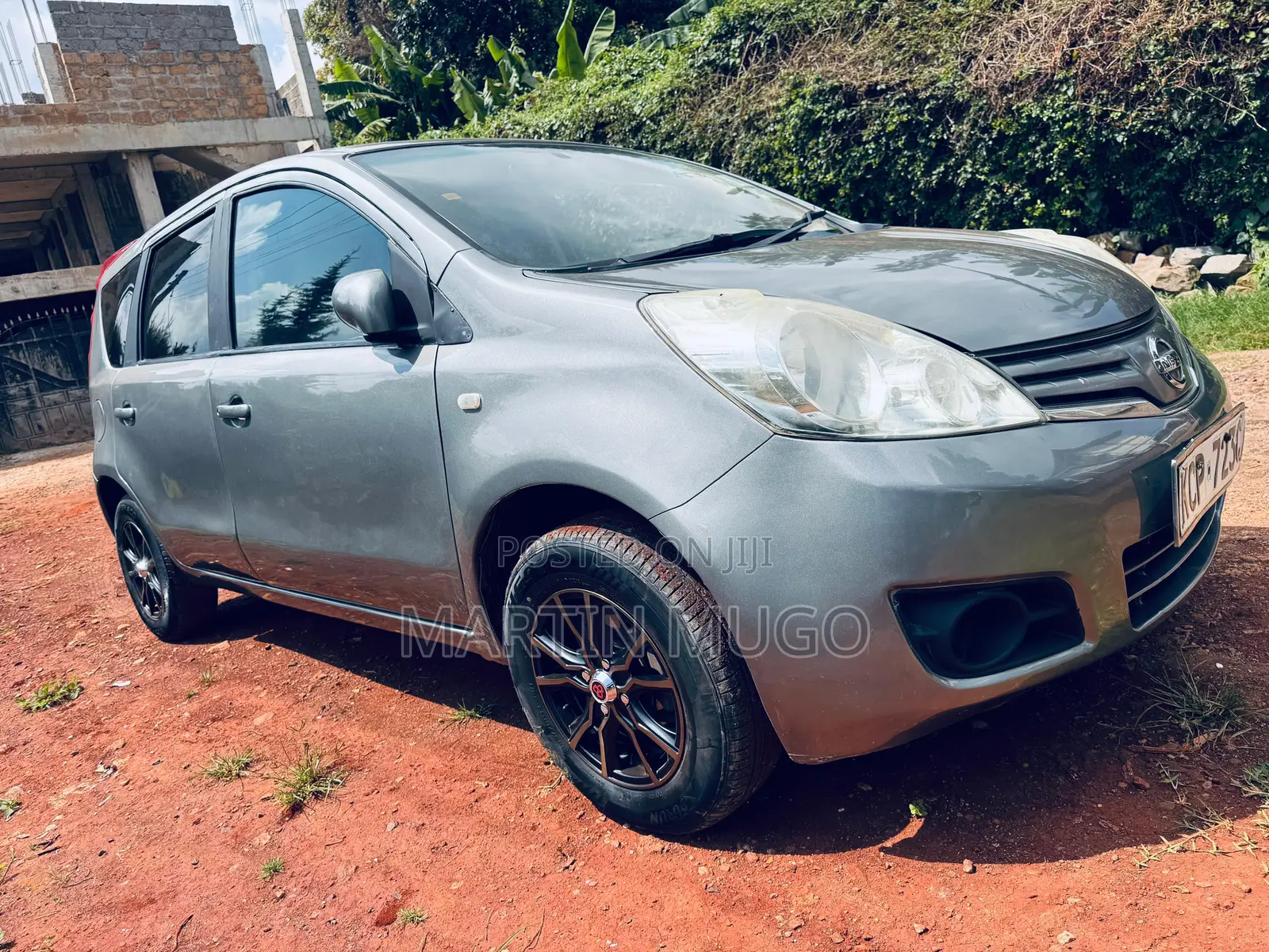 Nissan Note 1.6 Petrol 2011 Gray