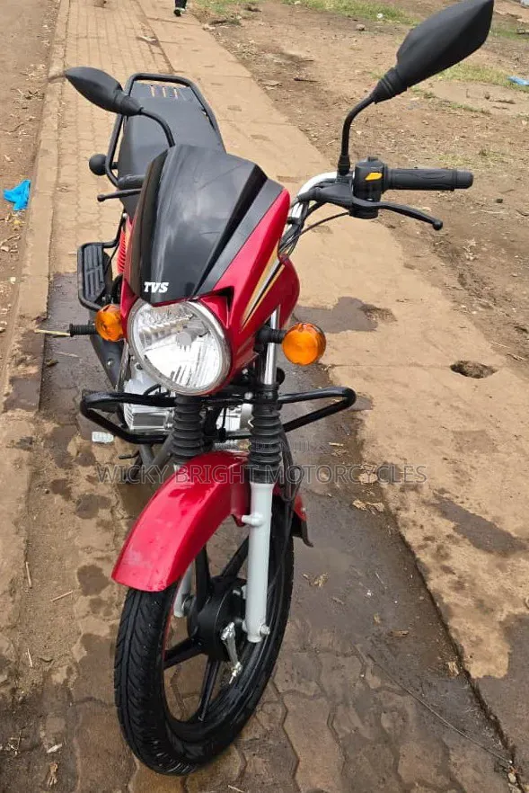 TVS HLX Plus ES 2025 Red