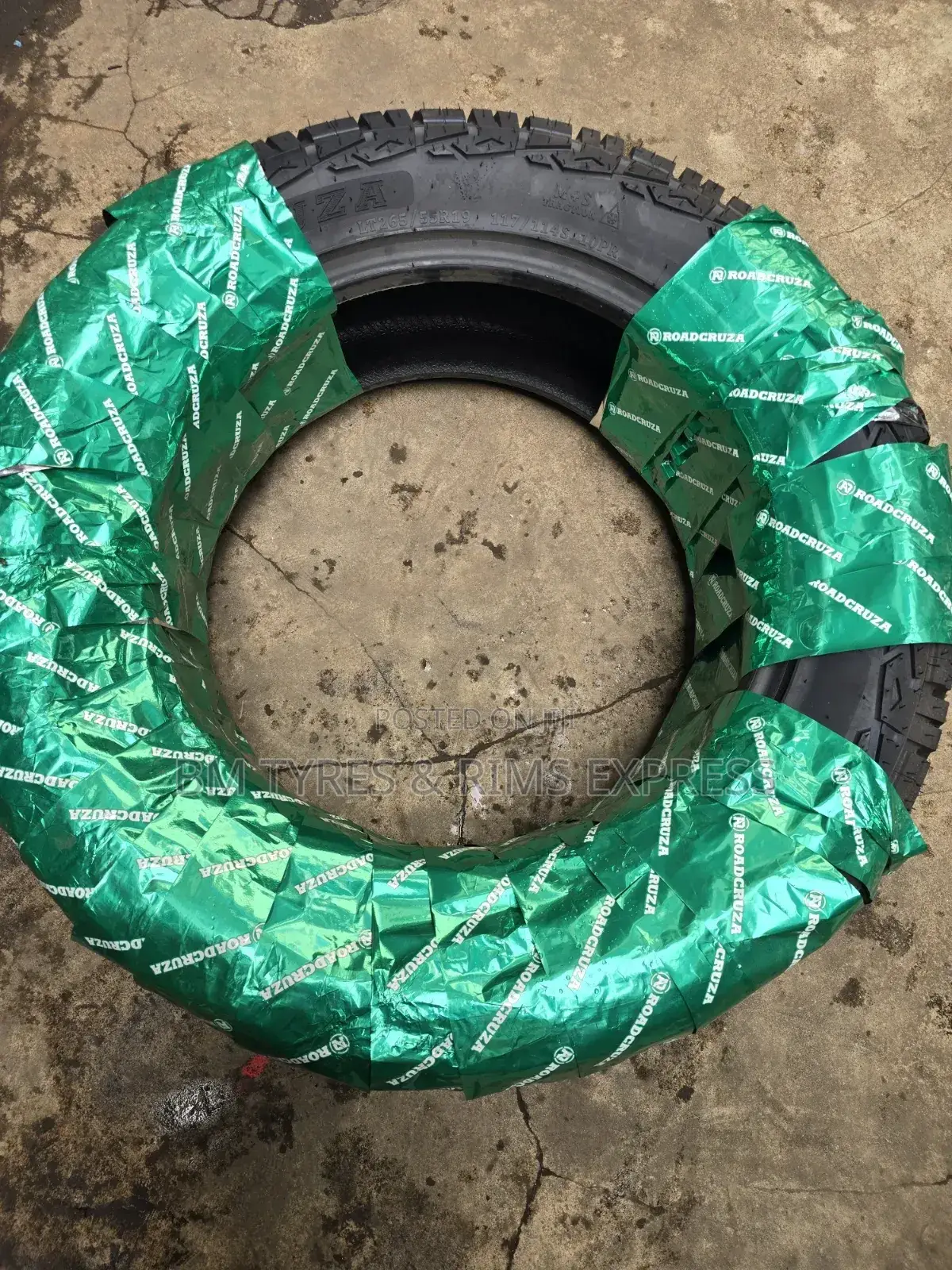 265 /55 R19 Roadcruza Tires (All Terrein)