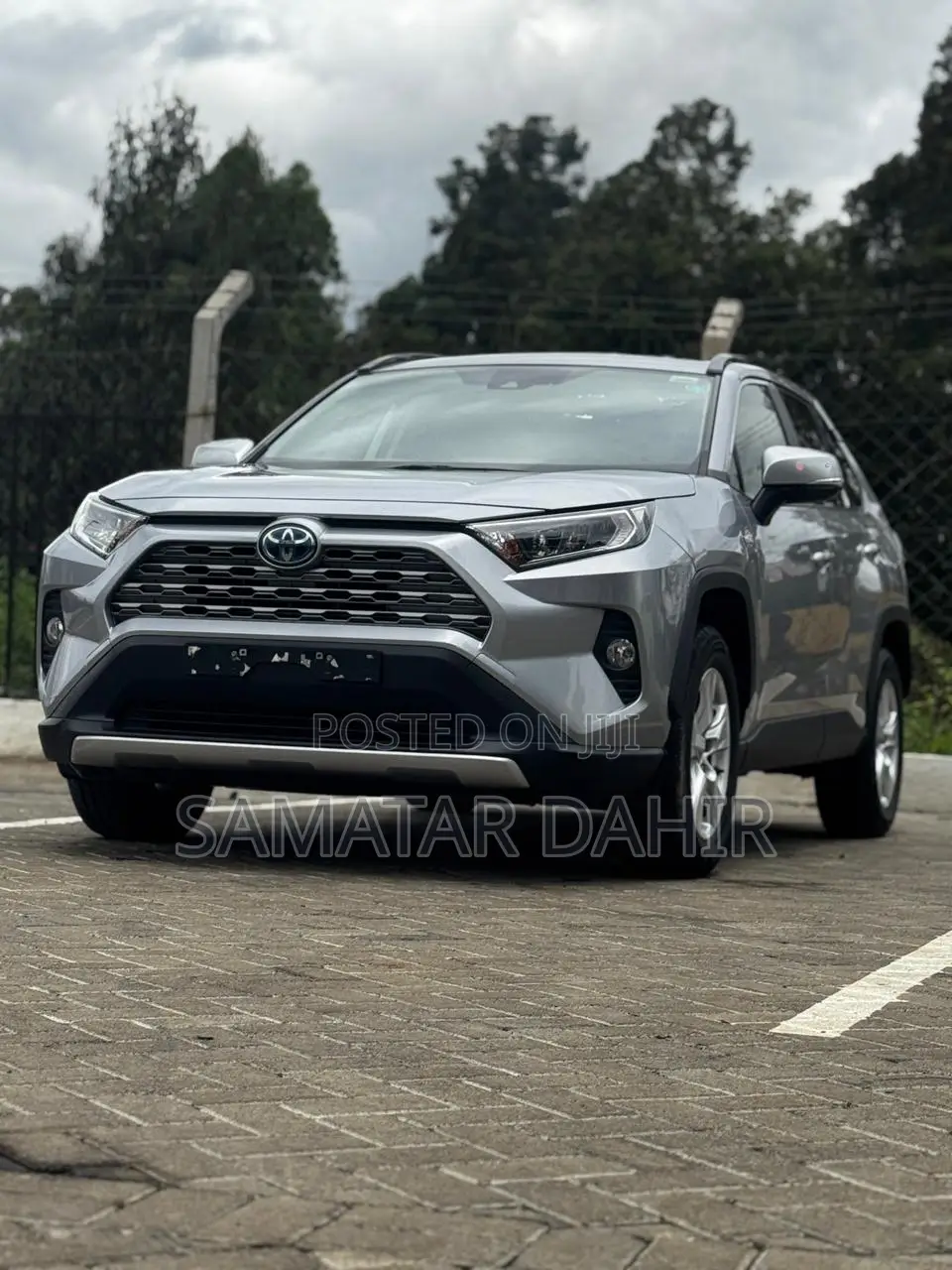 Toyota RAV4 Hybrid 2020 Silver