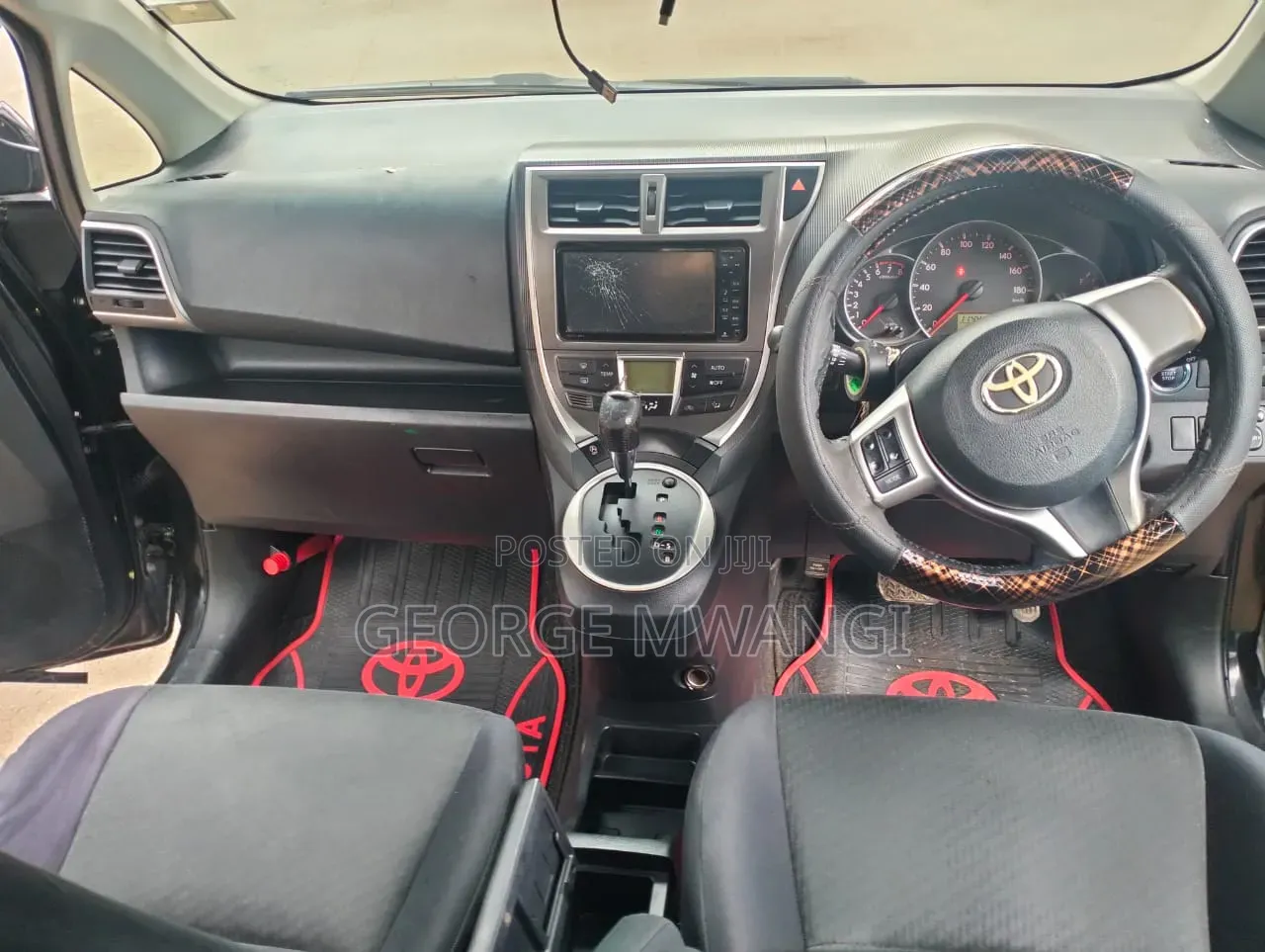 Toyota Ractis 2013 Black