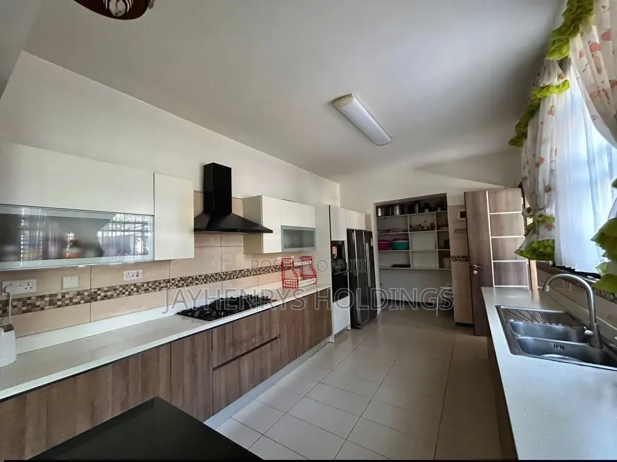 4bdrm House in Roysambu for sale
