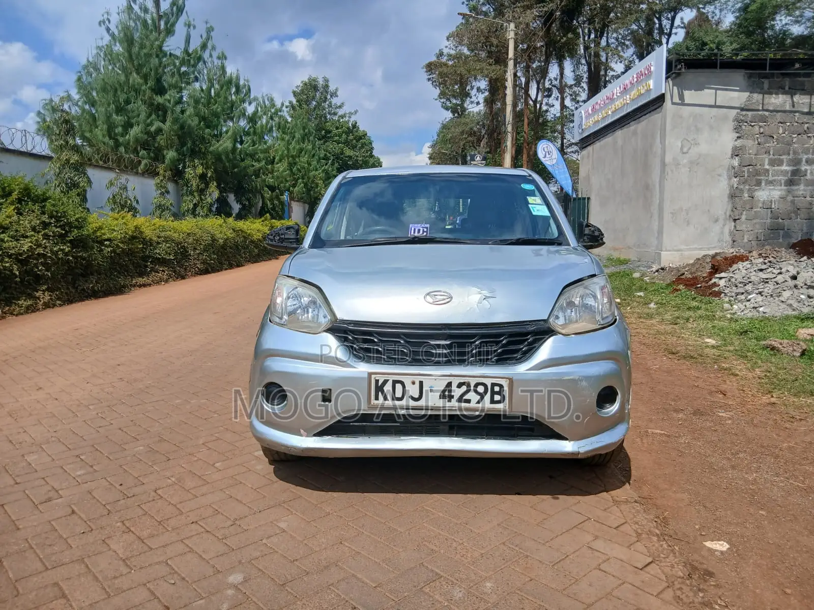 Daihatsu Boon 2017 Silver