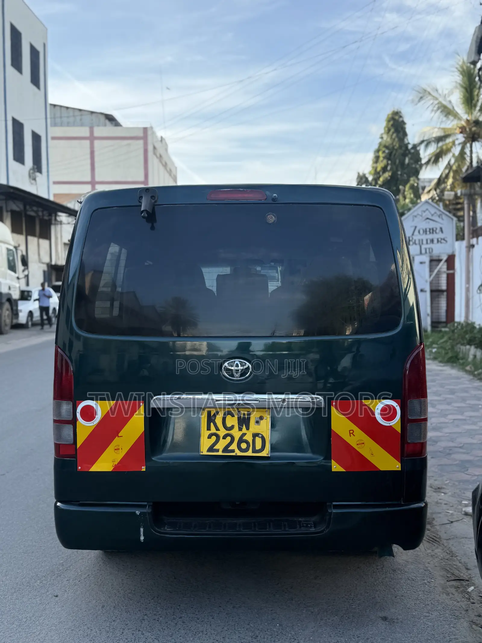 Toyota HiAce SV Premium 2013 Green