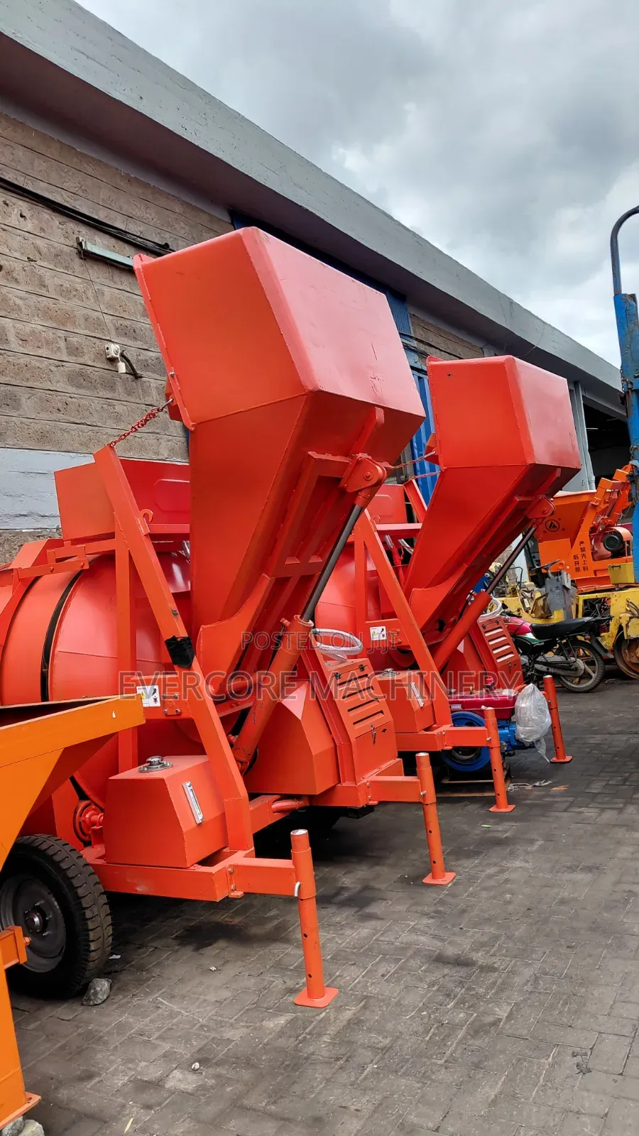 Industrial Rdcm350 Diesel Concrete Mixer Selfloader