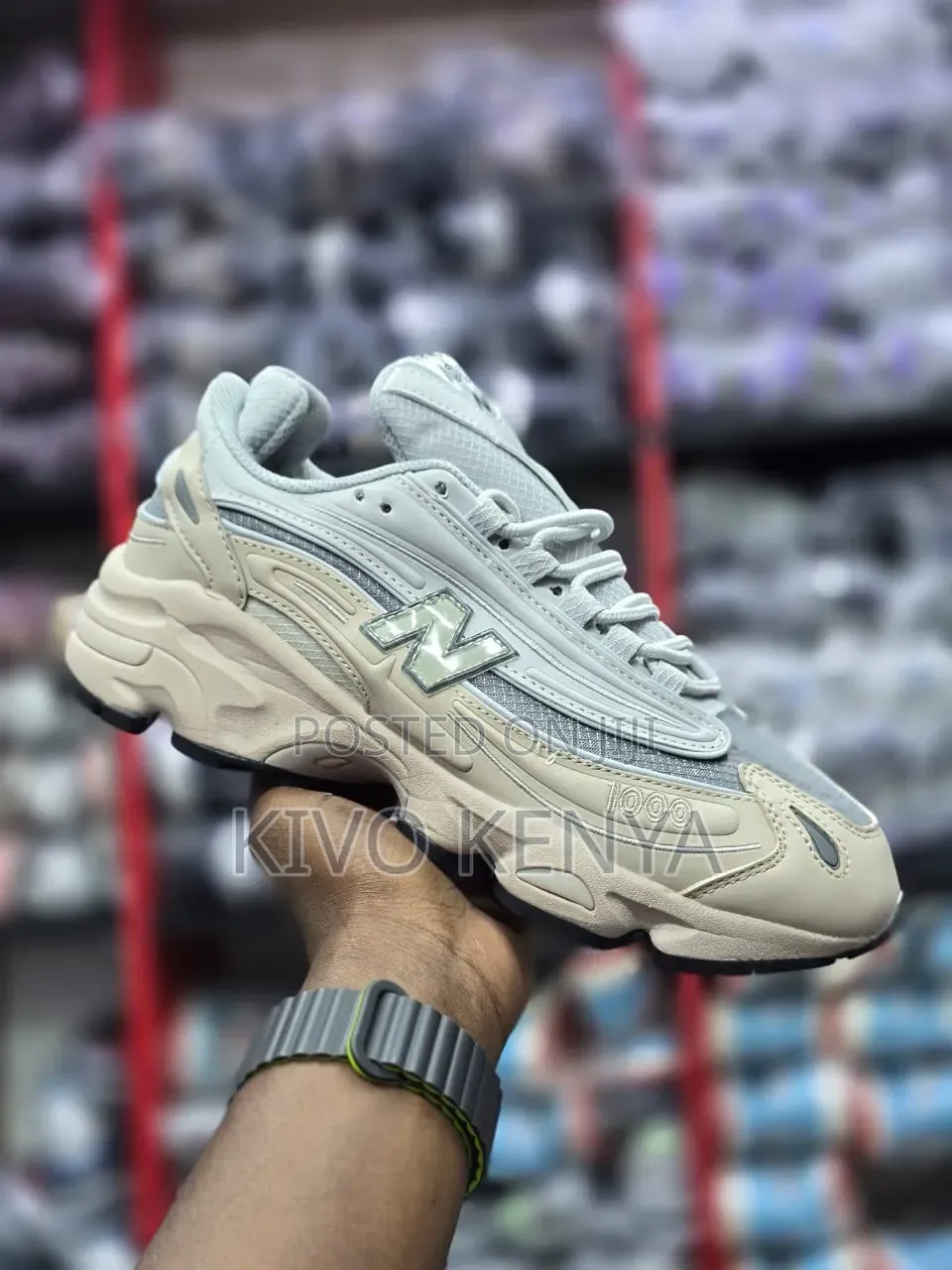New Balance 1000 Cream