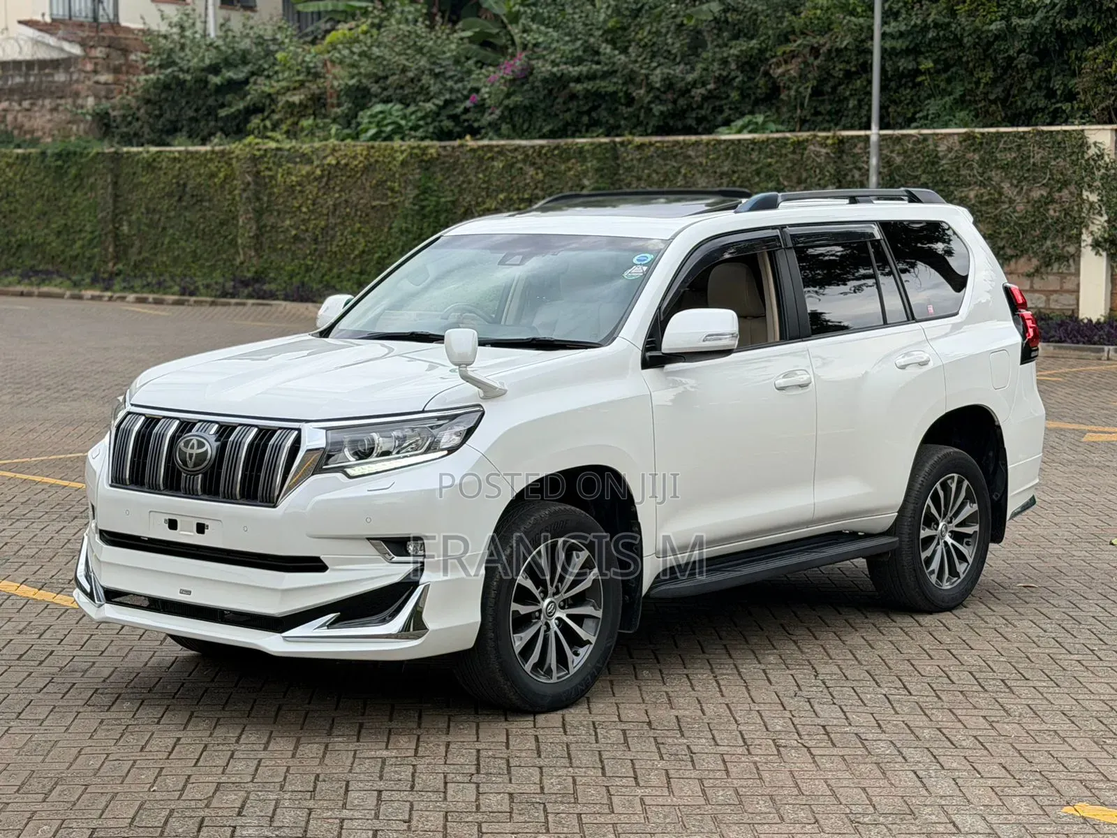 Toyota Land Cruiser Prado 2019 White