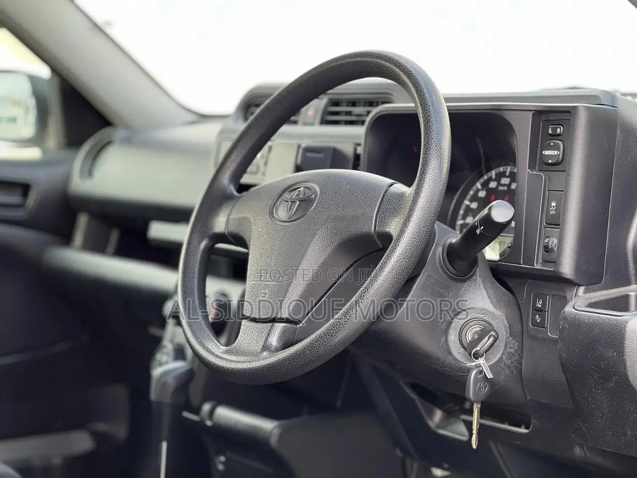 Toyota Probox 1.5 DX 2WD 2020 Silver