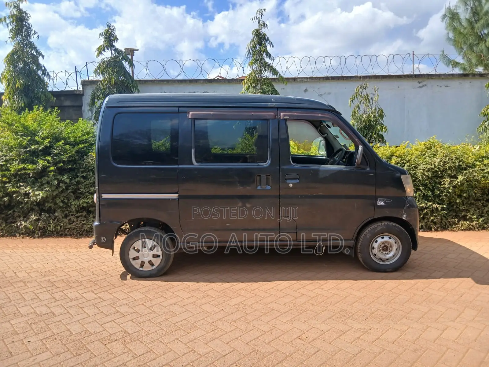 Daihatsu HIJET 2013 Black