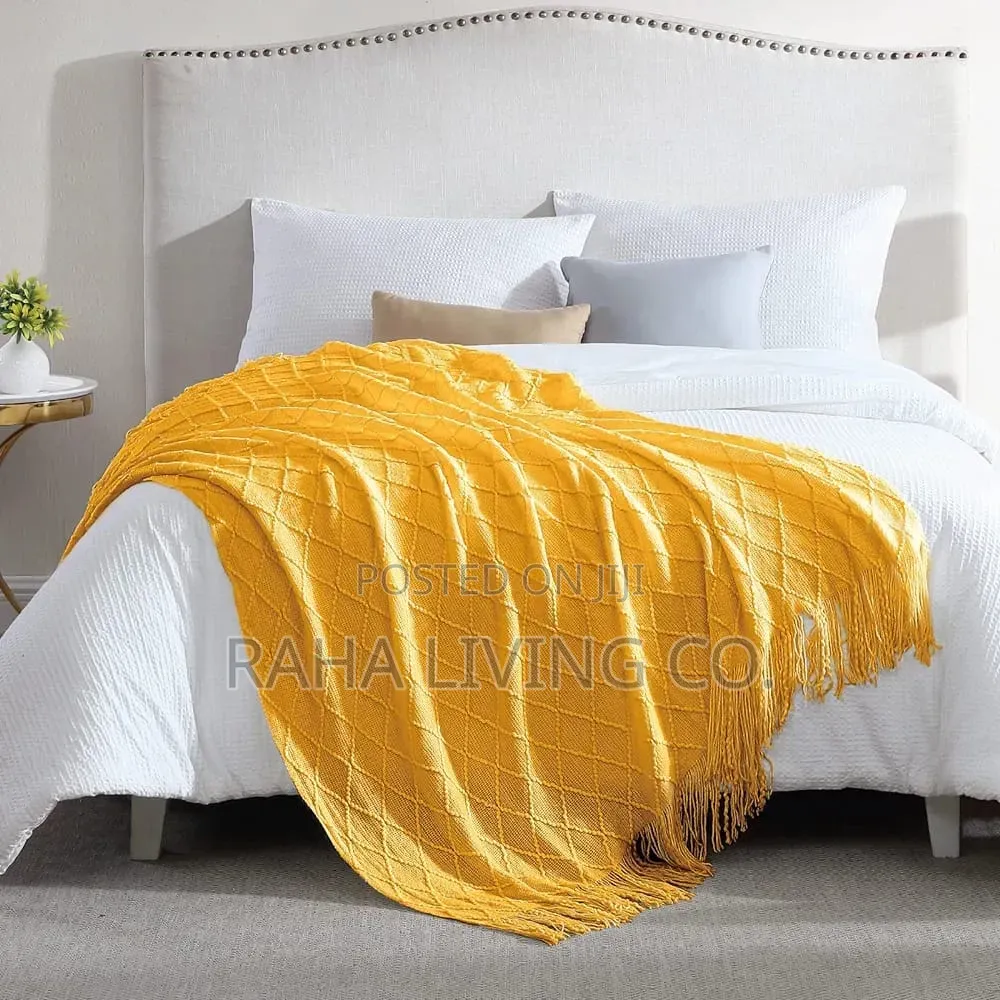 Knitted Tassel Throw Blanket – Acrylic Cashmere | 133x153cm