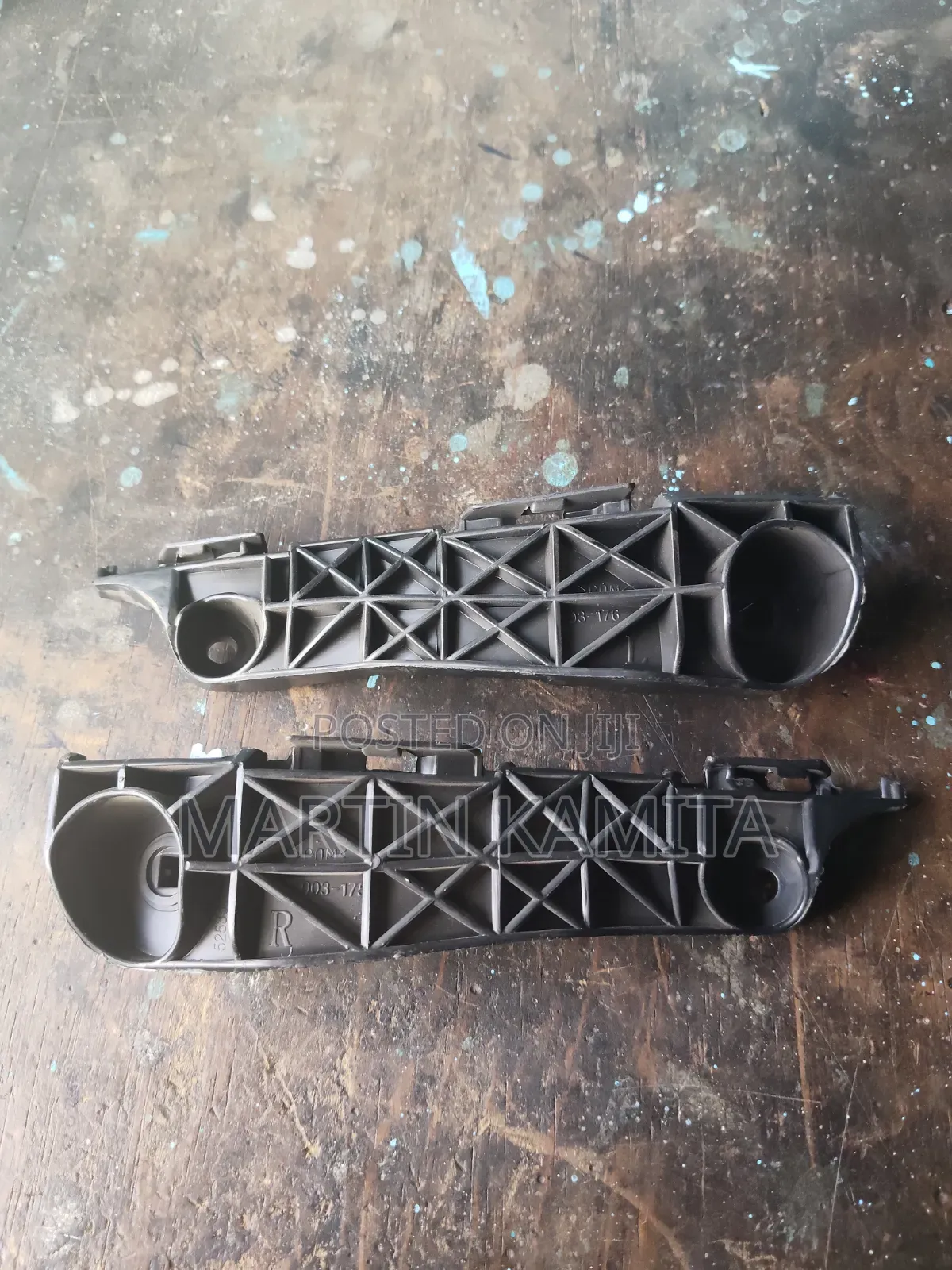 Rav4 Ac31/36 Bumper Slide Retainers