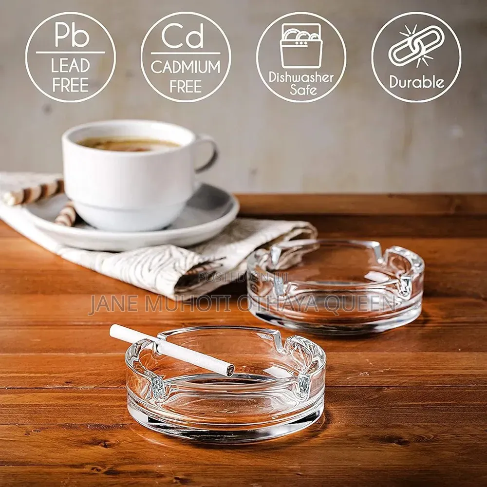 *Crystal Clear Glass Ashtray