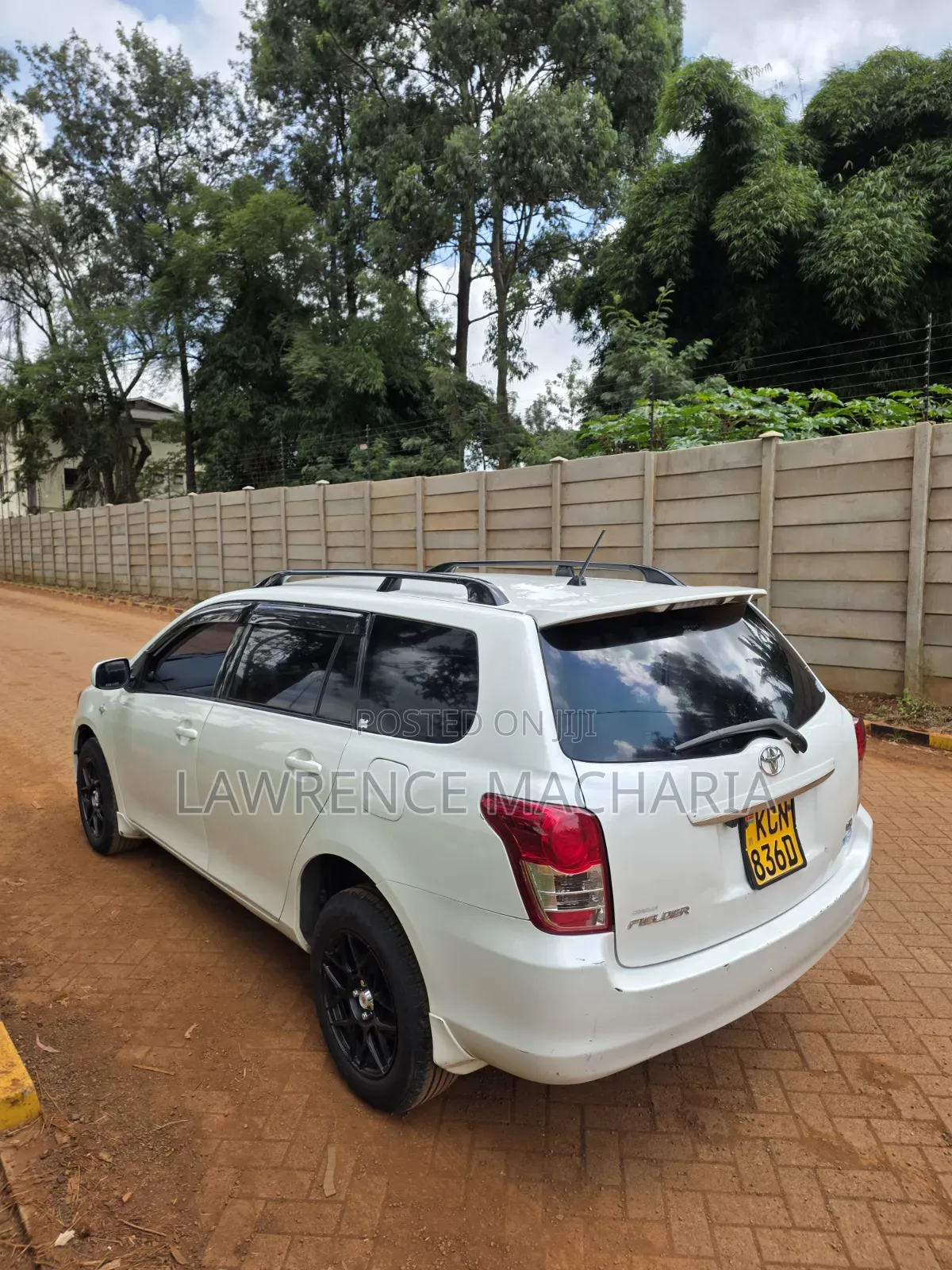 Toyota Corolla Fielder 2011 White