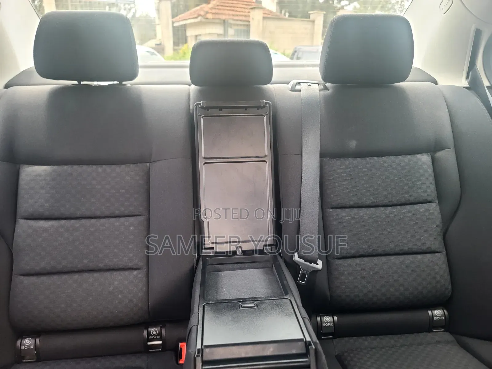 Mercedes-Benz E250 2010 Silver