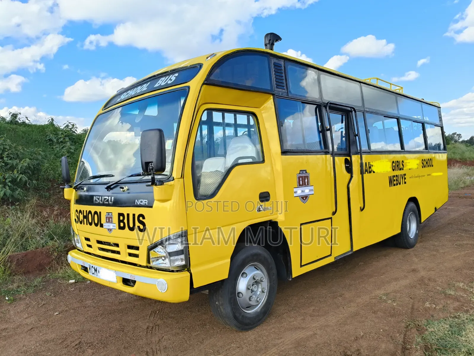 Isuzu NQR 2016 Yellow