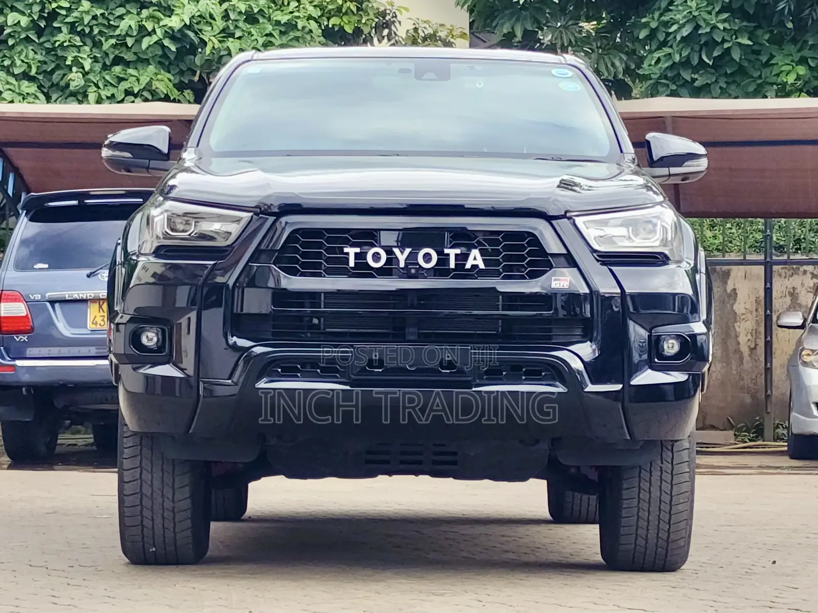 Toyota Hilux 2022 Black