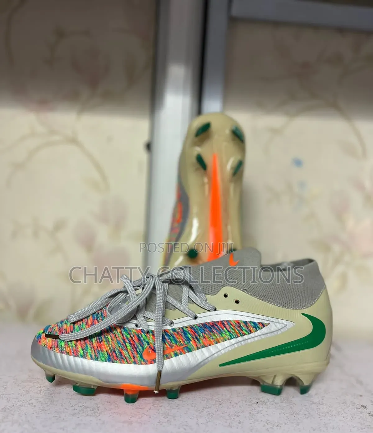 Unisex Football Boots Size 40 to 45 With Laces