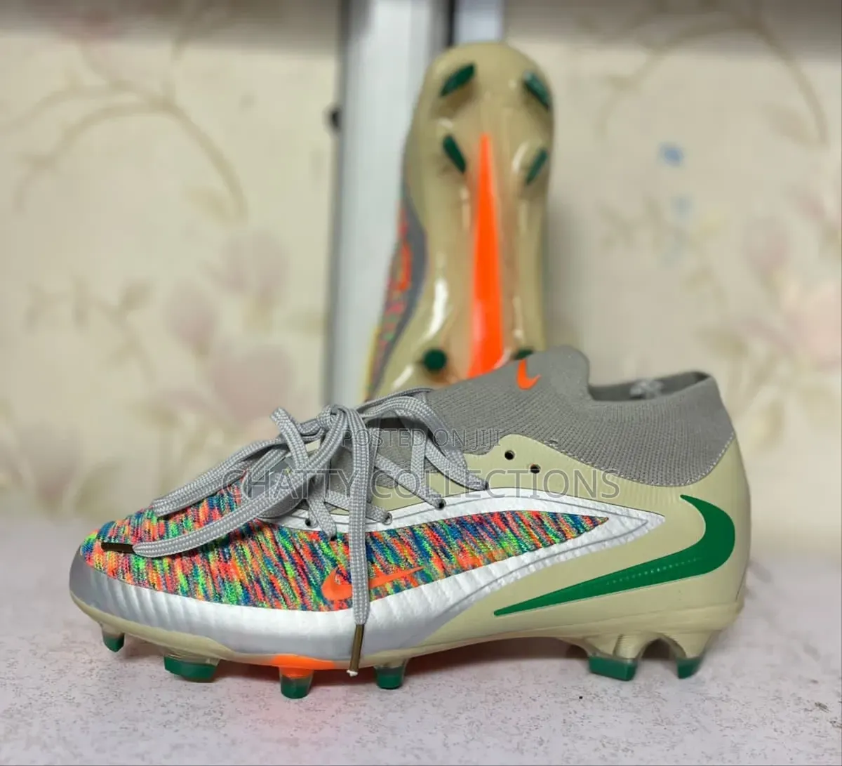 Unisex Football Boots Size 40 to 45 With Laces