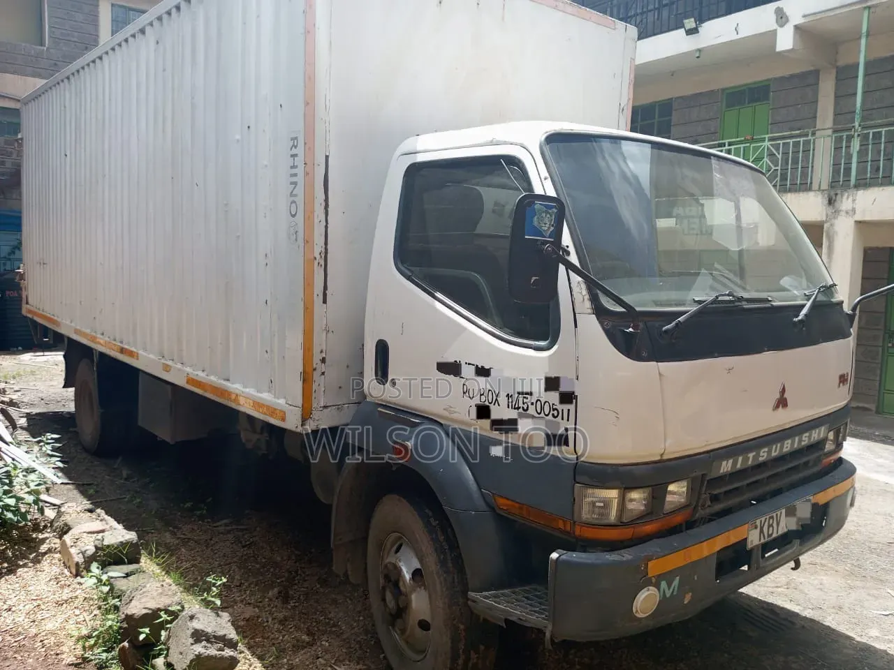 Mitsubishi 215 Fh Local 2016 White