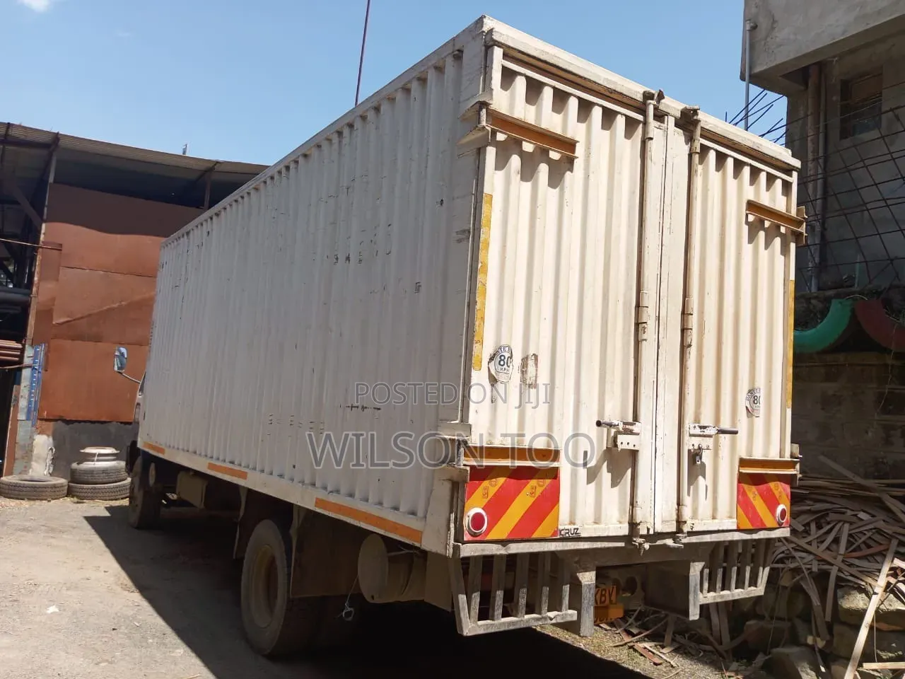 Mitsubishi 215 Fh Local 2016 White