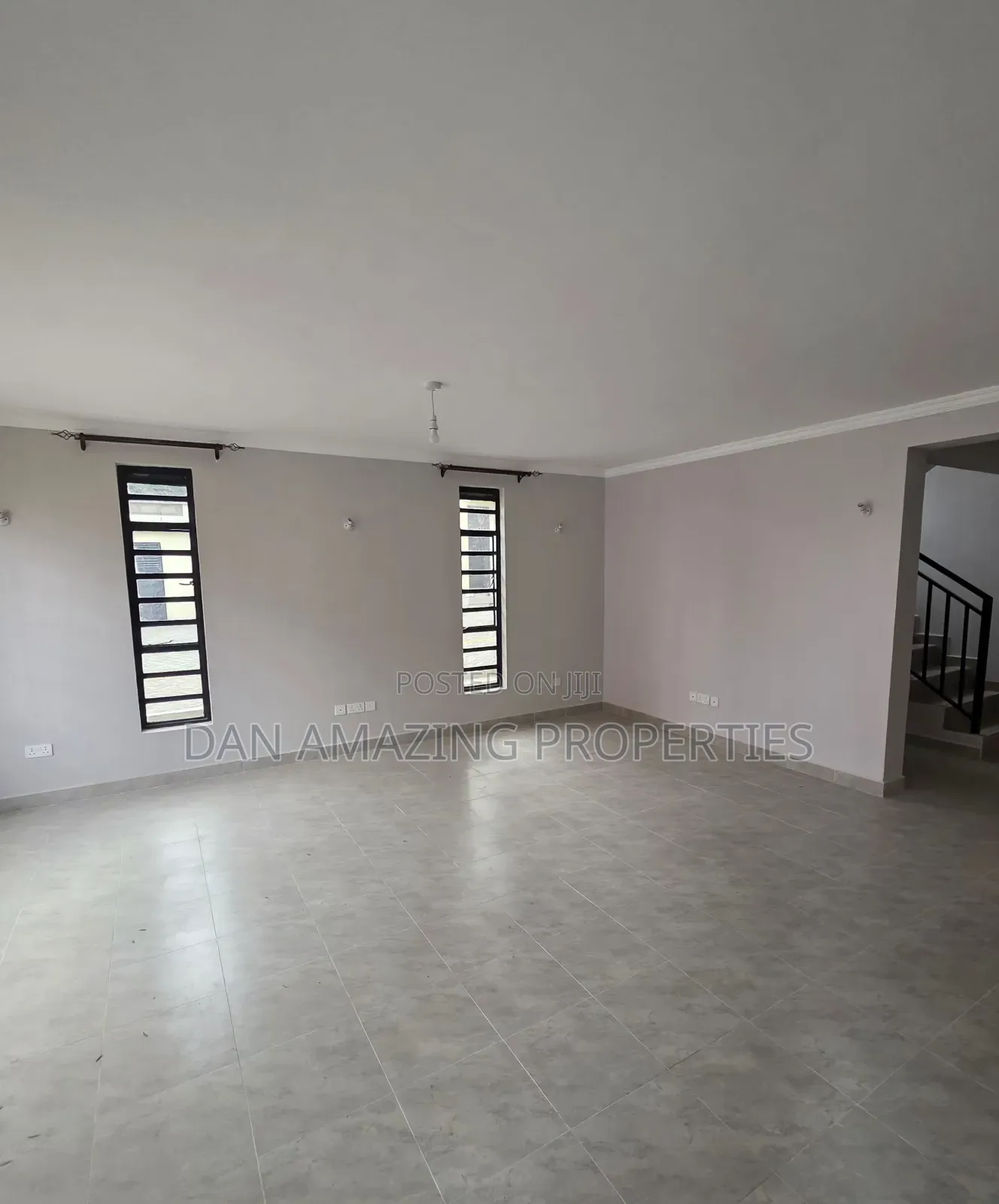 4bdrm Townhouse/Terrace in Gikambura, Karai for sale
