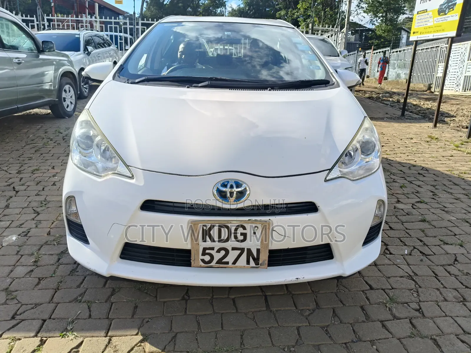 Toyota Aqua 2014 White