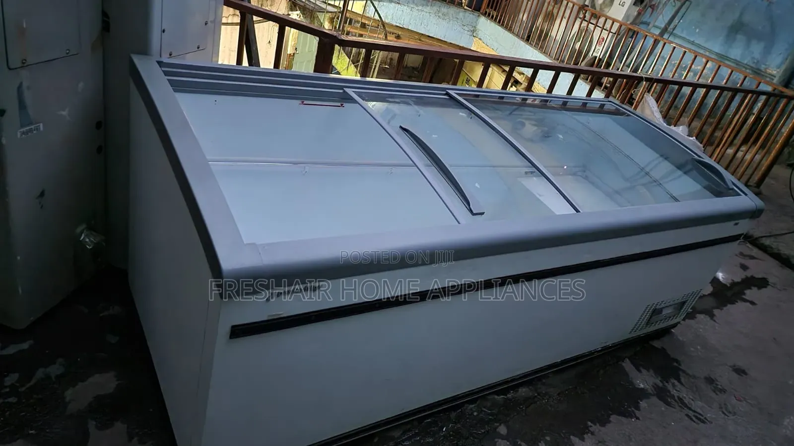 1000litres Display Deep Freezer