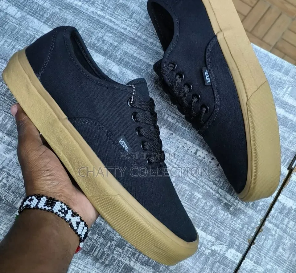 Black and Brown Unisex Vans Shoes Sizes 38 to 45