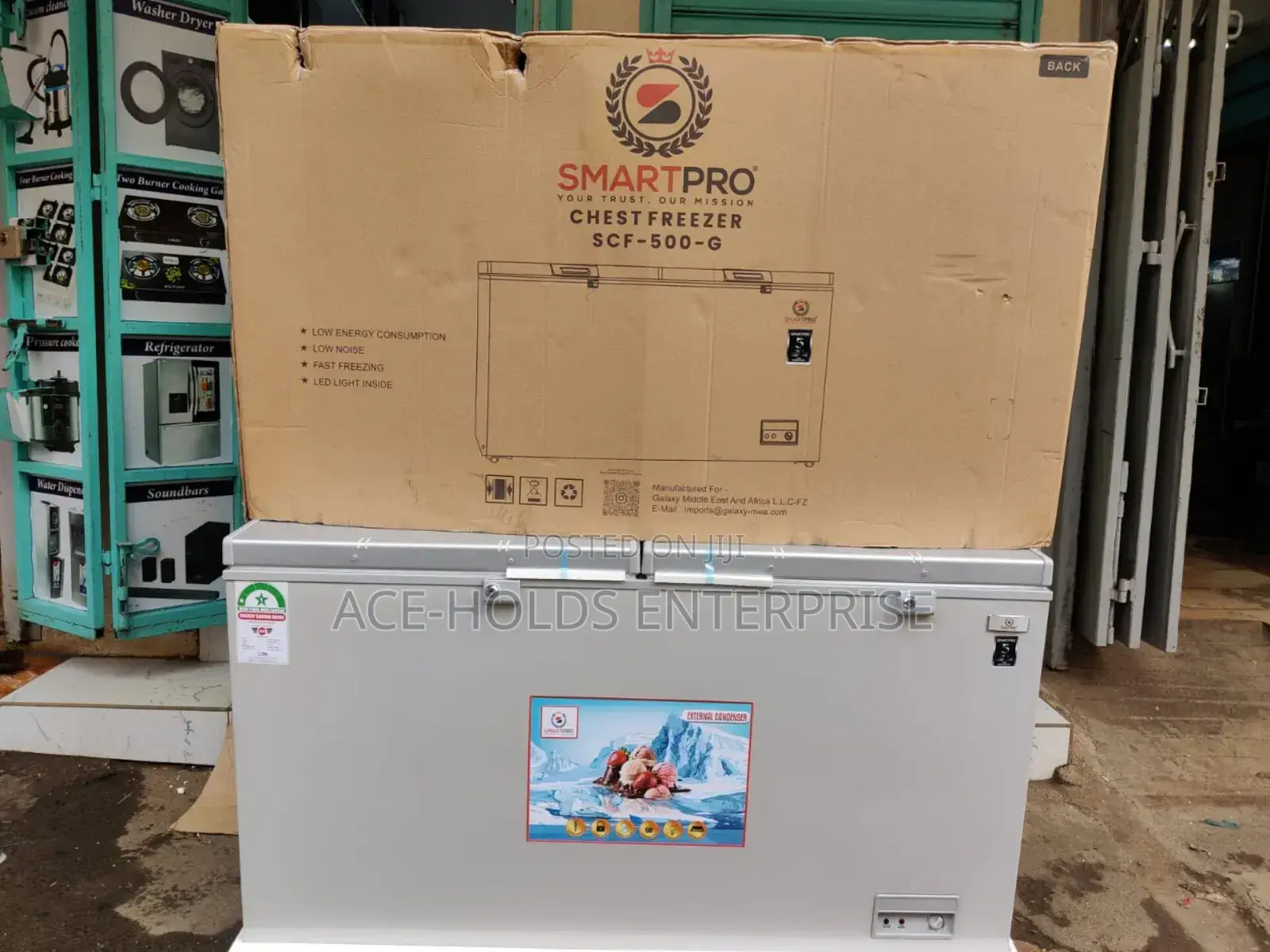 Smartpro Chest Freezer 2 Door 450litres - Sliding Glass Display (500g)