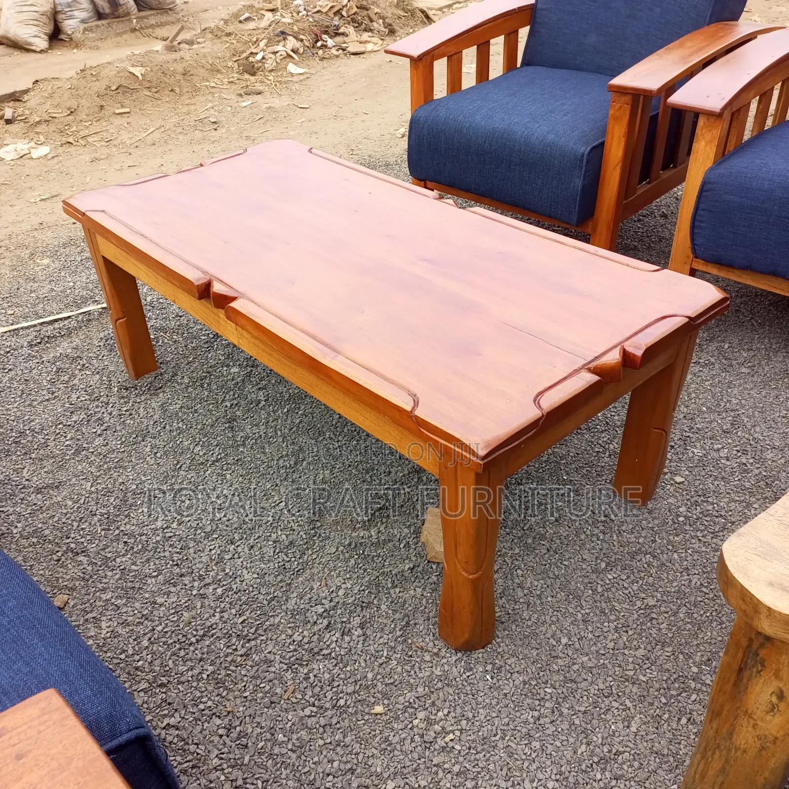 Premium Solid Mahogany Coffee Table - Elegant Livingroom Centerpiece