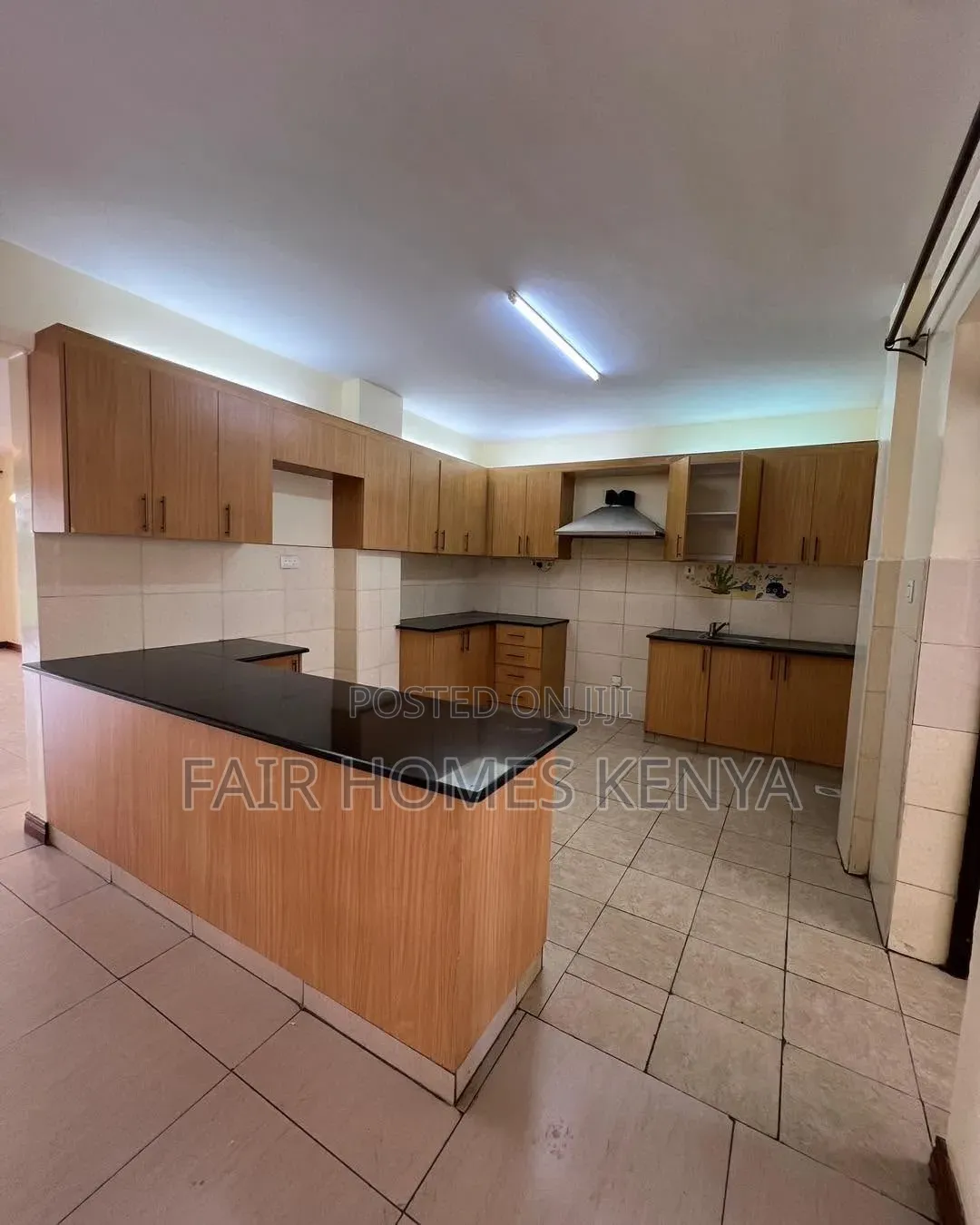 4bdrm Apartment in Githunguri Road, Kileleshwa for rent