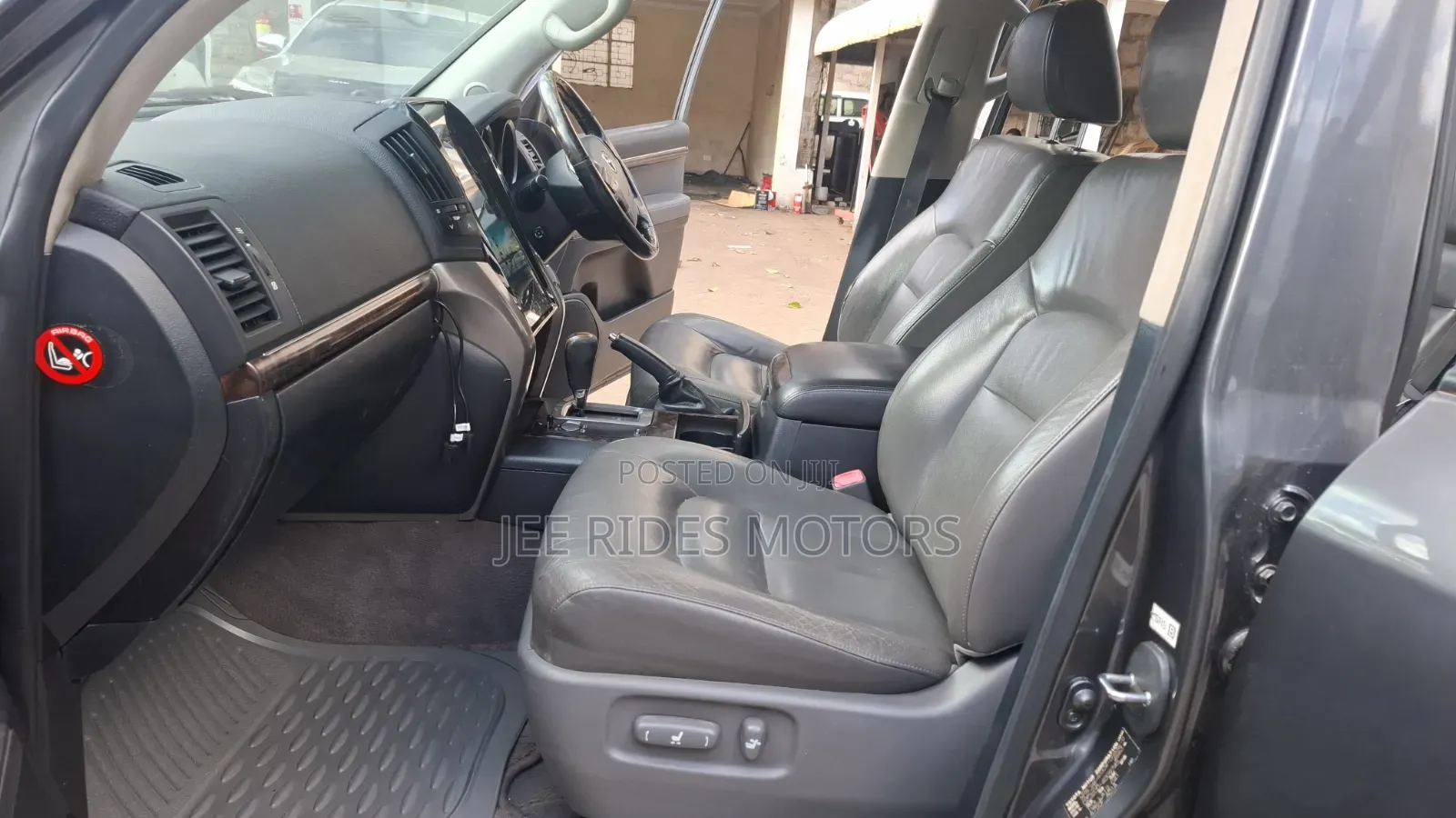 Toyota Land Cruiser 2008 Gray