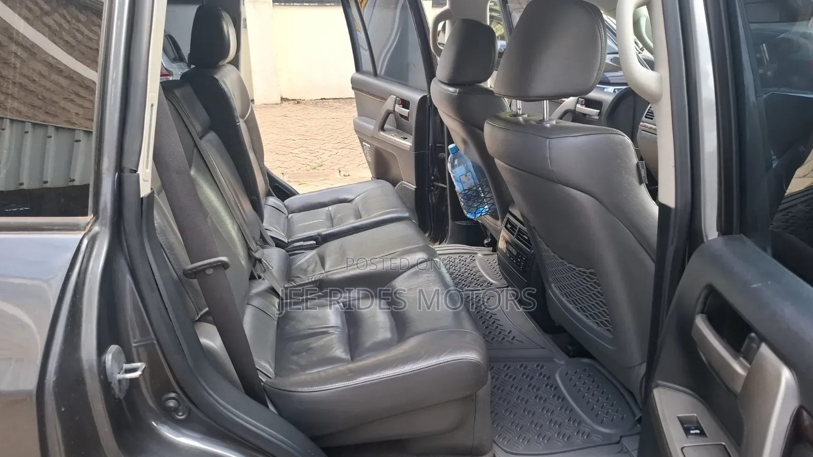 Toyota Land Cruiser 2008 Gray