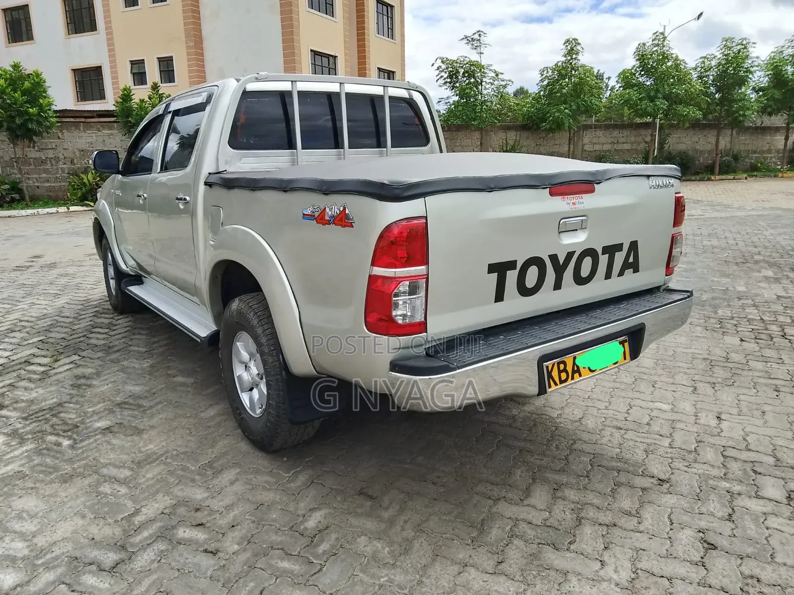 Toyota Hilux 2008 Silver