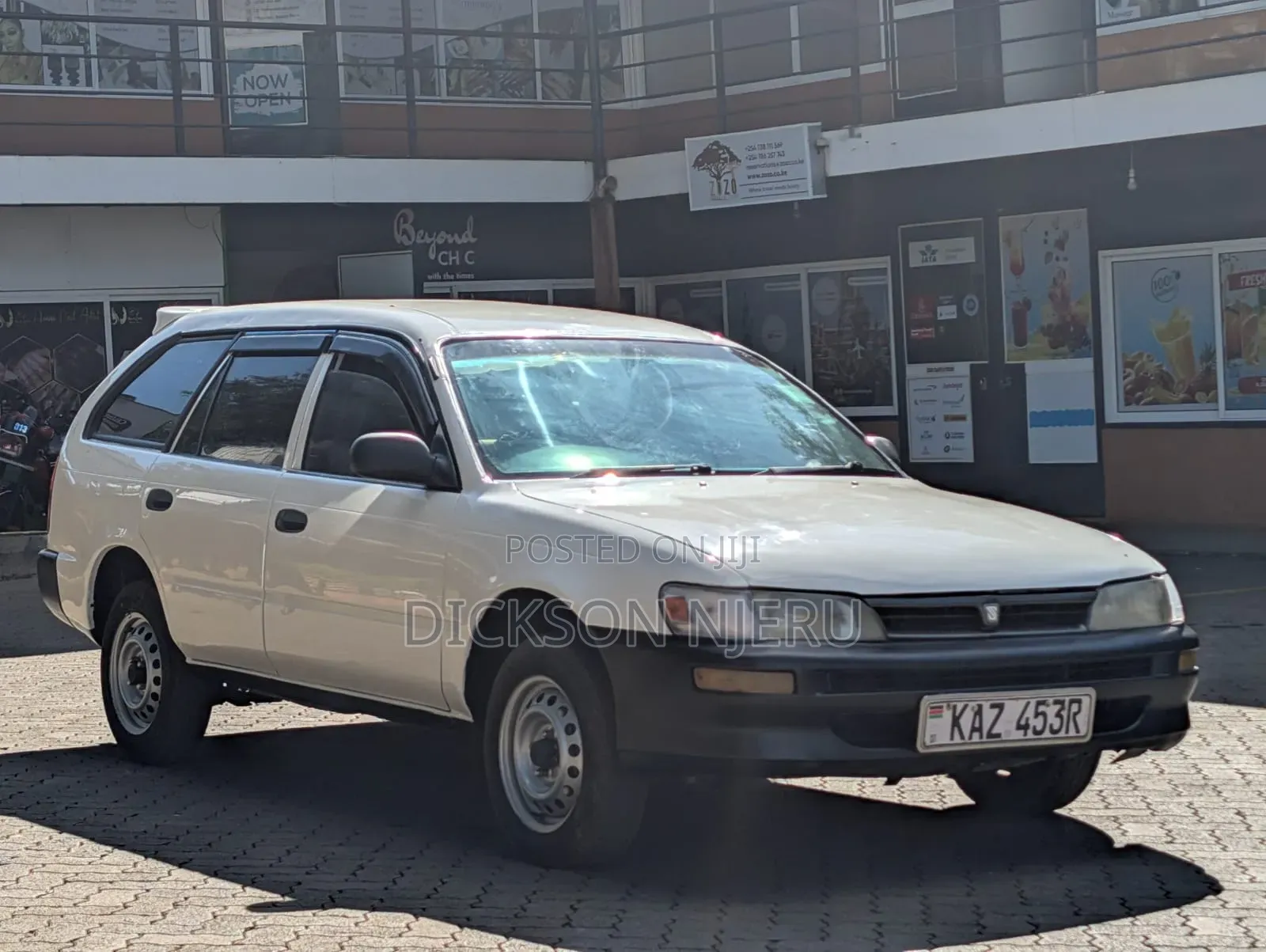 Toyota Corolla 2002 White