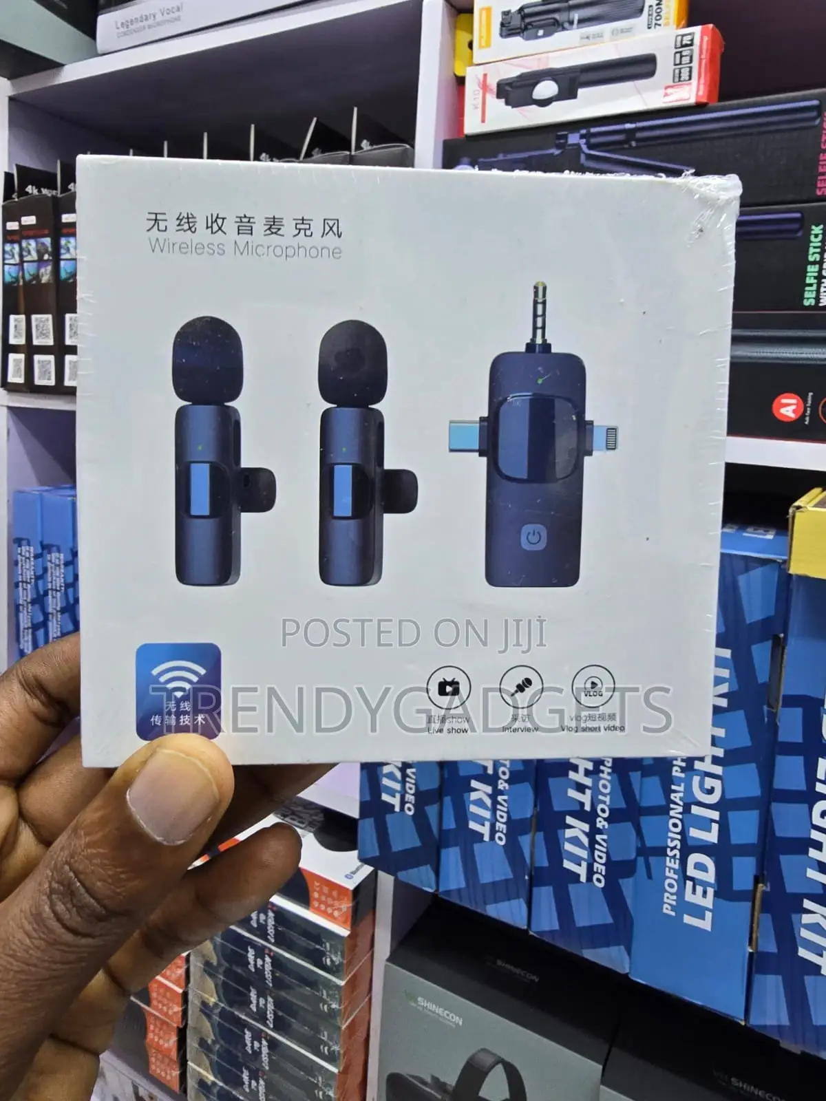 Dual Wireless Microphone Kit Usb-C Lightning 3.5mm Mic