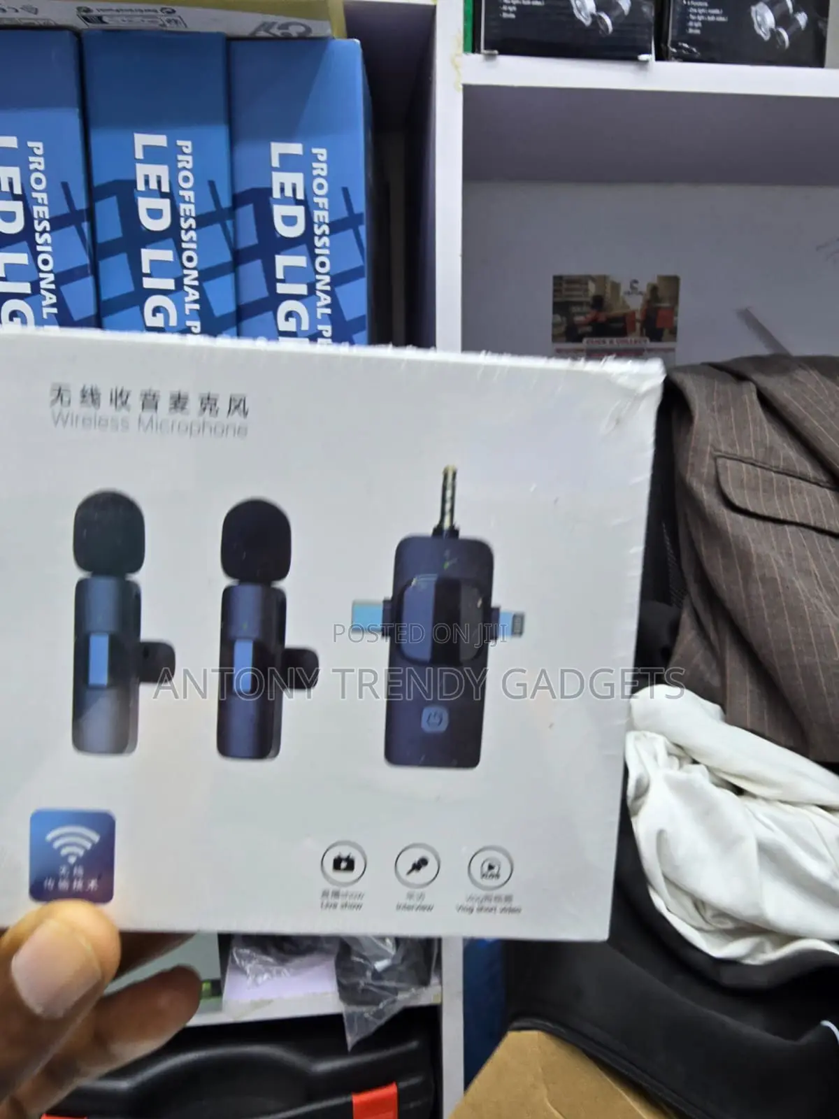 Dual Clip-on Wireless Microphone Usb-c Lightning 3.5mm